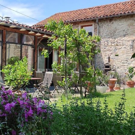 La Pierre Folle Chambres D'Hotes Cluny Exterior foto