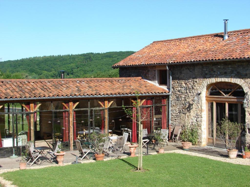 La Pierre Folle Chambres D'Hotes Cluny Exterior foto