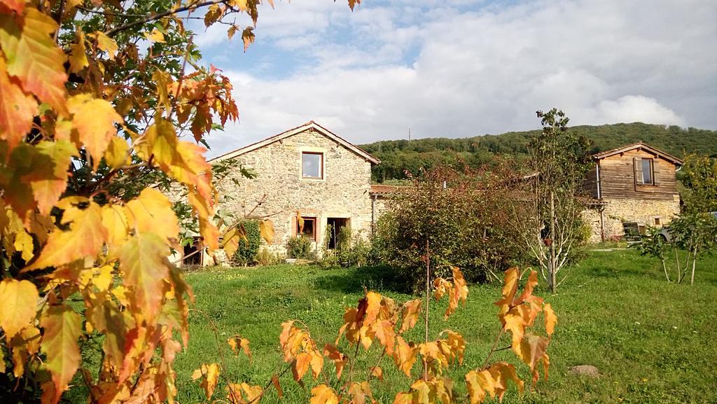 La Pierre Folle Chambres D'Hotes Cluny Exterior foto